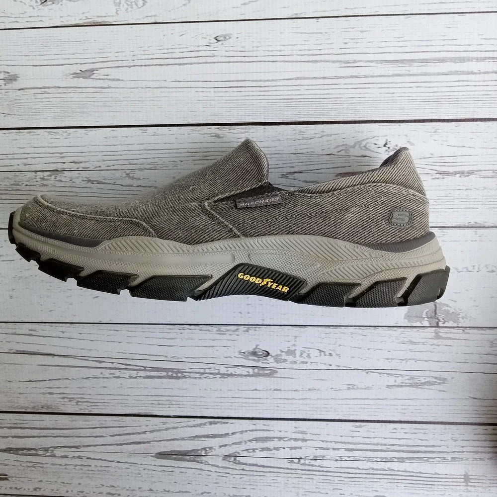 SKECHERS MEN'S RELAXED FIT RESPECTED-FALLSTON CHARCOAL SLIP ON WALKING SHOES 9.5
